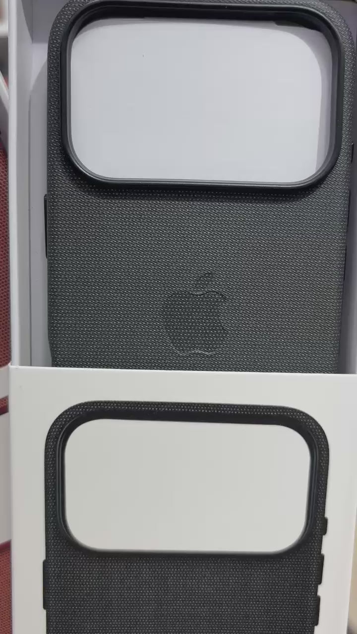 美品】iPhone 17 Pro Tech Woven Case ネイビー純正 Tech Woven Case